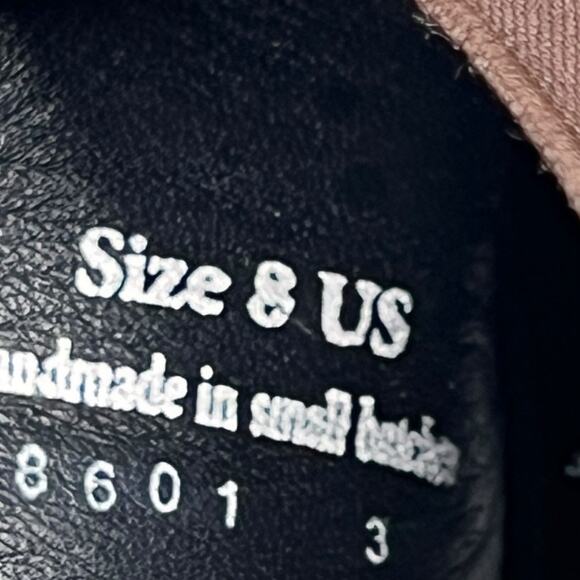 Thursday Women’s Duchess Brown Suede Chelsea Boot Size US 8 - Picture 10 of 11